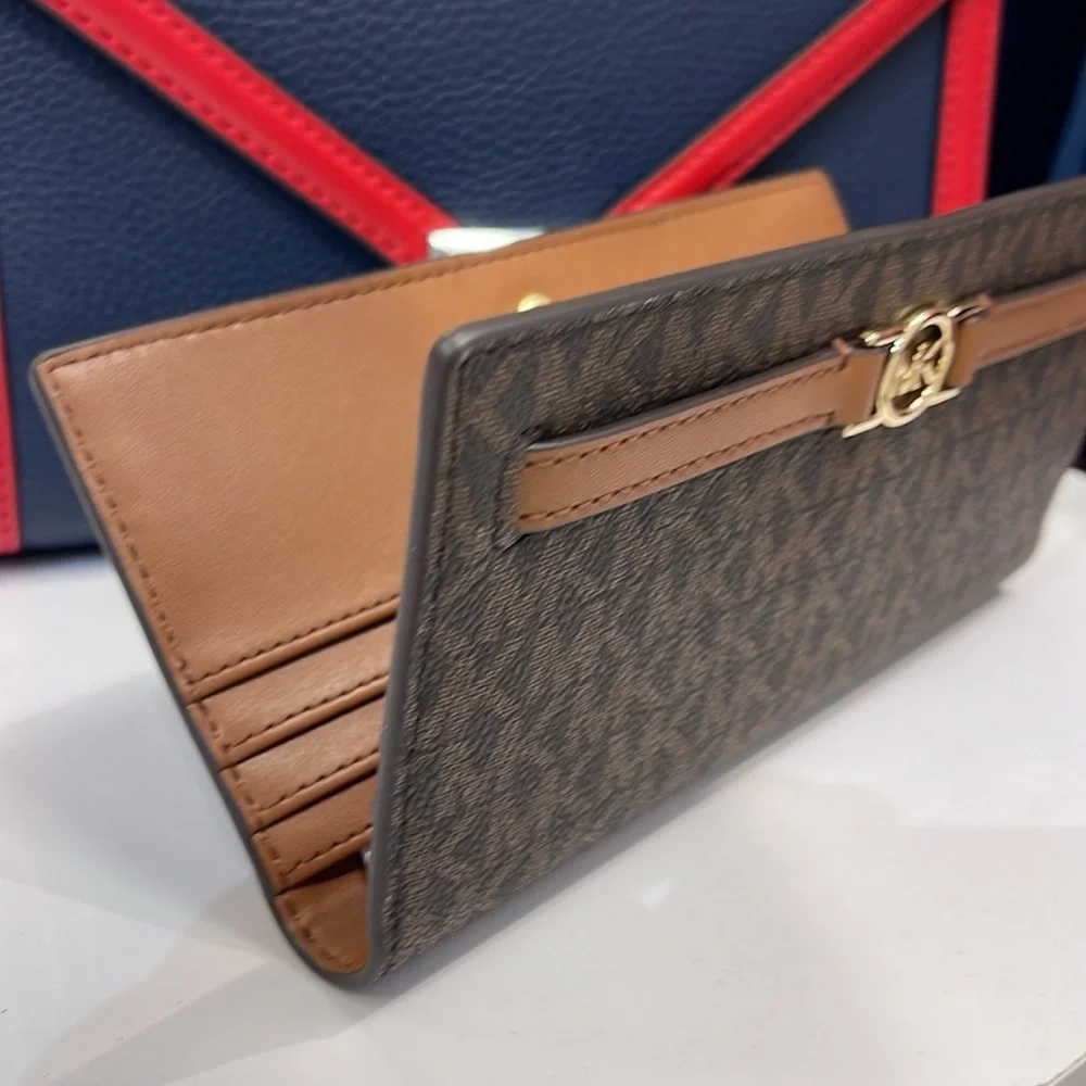 Michael Kors Reed Large Bifold Signature Snap Wallet Card Case  Brown  NWT
